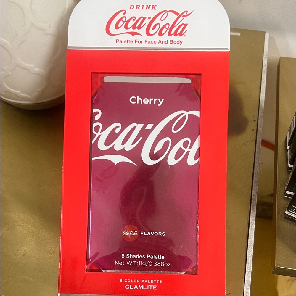 Coca cola eyeshadow pallet